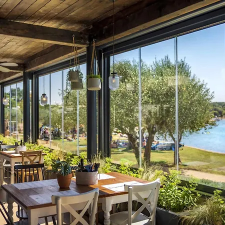 Mobilehomes In - Istrien 50060 Kompleks wypoczynkowy *